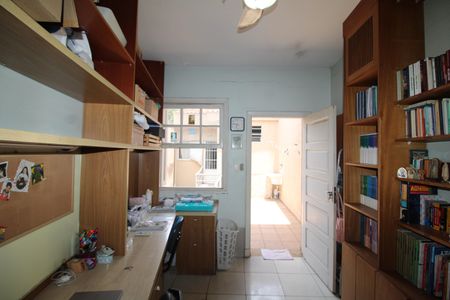 Escritório de casa à venda com 3 quartos, 170m² em Vila Ester (zona Norte), São Paulo