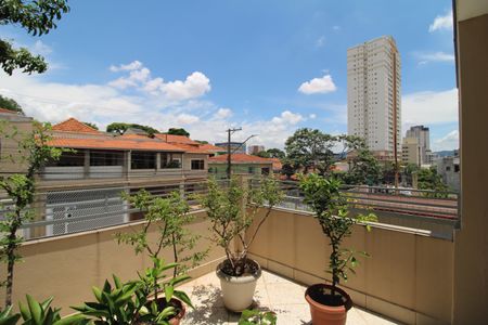 Casa à venda com 170m², 3 quartos e 2 vagasQuarto 1 - Varanda