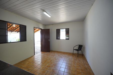 Sala de casa para alugar com 2 quartos, 105m² em Canto, Florianópolis