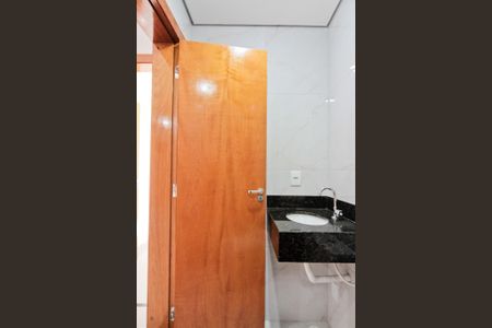Apartamento à venda com 40m², 2 quartos e 1 vaga Apartamento à venda com 40m², 2 quartos e 1 vagaBanheiro