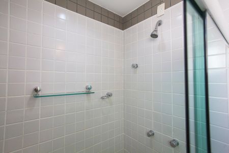 Casa para alugar com 480m², 5 quartos e 4 vagasBanheiro da Suite 1