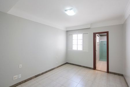 Casa para alugar com 480m², 5 quartos e 4 vagasSuite 1