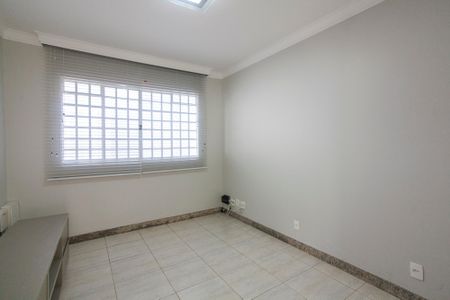 Casa para alugar com 480m², 5 quartos e 4 vagasQuarto 5