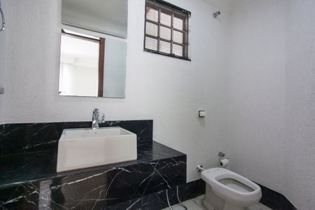 Casa para alugar com 480m², 5 quartos e 4 vagasLavabo