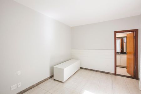 Casa para alugar com 480m², 5 quartos e 4 vagasSuite 2