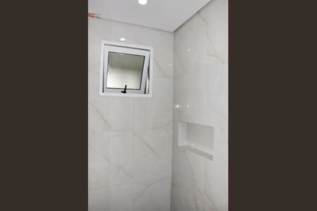 Apartamento à venda com 40m², 2 quartos e sem vagaDetalhe - Banheiro Social