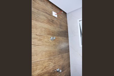 Apartamento à venda com 40m², 2 quartos e sem vagaDetalhe - Banheiro Social