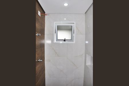 Apartamento à venda com 40m², 2 quartos e sem vagaDetalhe - Banheiro Social