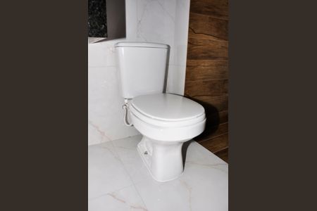 Apartamento à venda com 40m², 2 quartos e sem vagaDetalhe - Banheiro Social