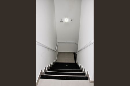 Apartamento à venda com 40m², 2 quartos e sem vagaEscada do Hall de Entrada