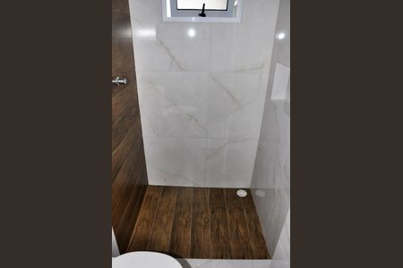 Apartamento à venda com 40m², 2 quartos e sem vagaDetalhe - Banheiro Social