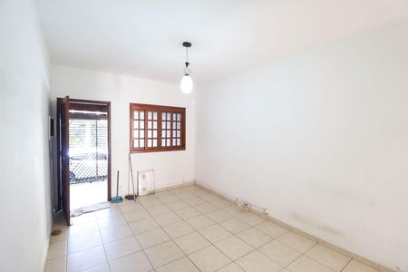Casa para alugar com 2 quartos, 125m² em Parque Ramos Freitas, São Paulo