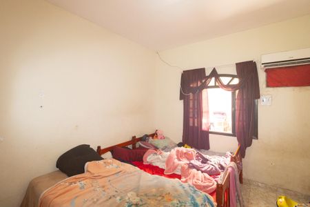 Casa para alugar com 300m², 2 quartos e 2 vagasQuarto