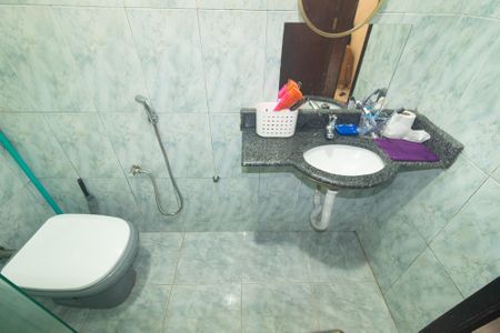 Casa para alugar com 300m², 2 quartos e 2 vagasBanheiro Social