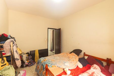 Casa para alugar com 300m², 2 quartos e 2 vagasQuarto