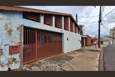 Casa para alugar com 159m², 2 quartos e 1 vagaFachada