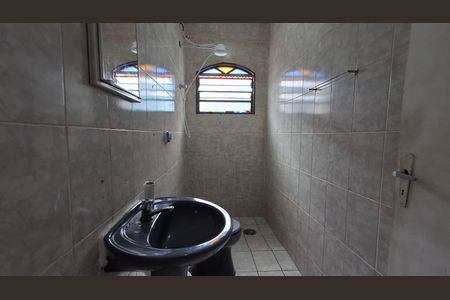 Casa para alugar com 159m², 2 quartos e 1 vagaBanheiro 2