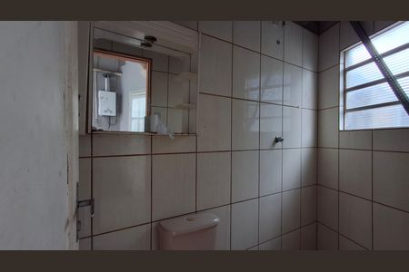 Casa para alugar com 159m², 2 quartos e 1 vagaBanheiro 