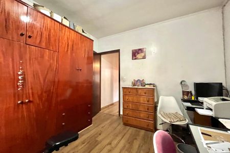 Casa à venda com 250m², 3 quartos e 2 vagas Casa à venda com 250m², 3 quartos e 2 vagasQuarto 2