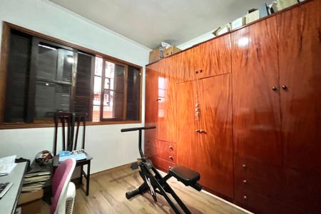 Casa à venda com 250m², 3 quartos e 2 vagas Casa à venda com 250m², 3 quartos e 2 vagasQuarto 2