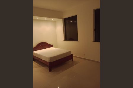 Quarto de kitnet/studio para alugar com 1 quarto, 50m² em Tijuca, Rio de Janeiro