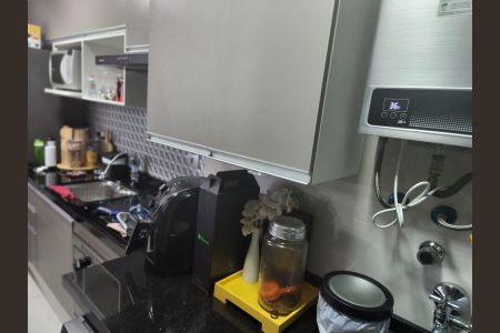 Cozinha de apartamento para alugar com 2 quartos, 50m² em Vila Arapua, São Paulo