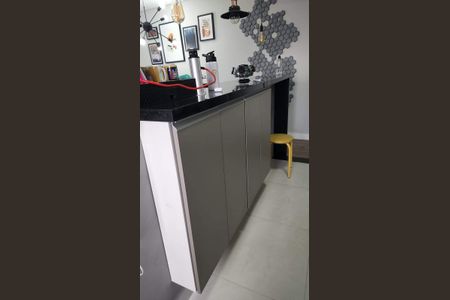 Cozinha de apartamento para alugar com 2 quartos, 50m² em Vila Arapua, São Paulo