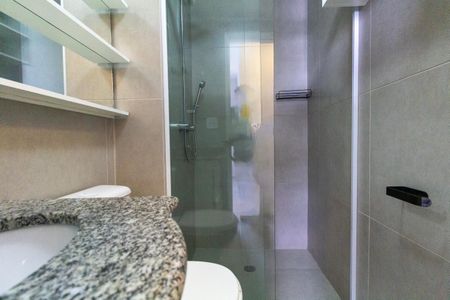 Apartamento à venda com 75m², 3 quartos e 2 vagasBanheiro 1