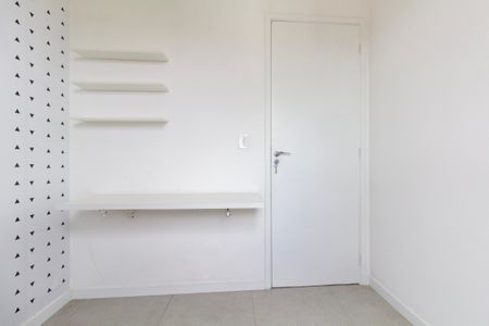 Apartamento à venda com 75m², 3 quartos e 2 vagasQuarto 2