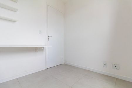 Apartamento à venda com 75m², 3 quartos e 2 vagasQuarto 2