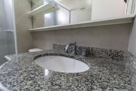 Apartamento à venda com 75m², 3 quartos e 2 vagasBanheiro 2