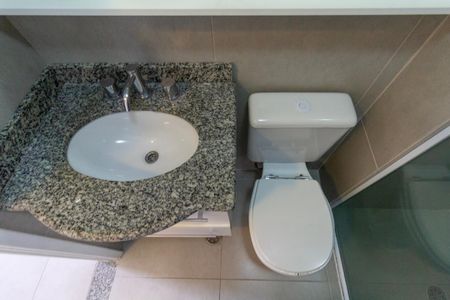 Apartamento à venda com 75m², 3 quartos e 2 vagasBanheiro 1