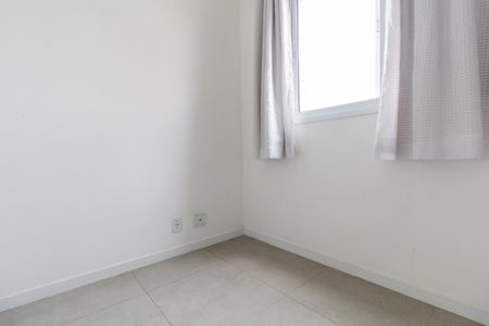 Apartamento à venda com 75m², 3 quartos e 2 vagasQuarto 2