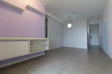 Sala de apartamento à venda com 3 quartos, 75m² em Vila Carrão, São Paulo