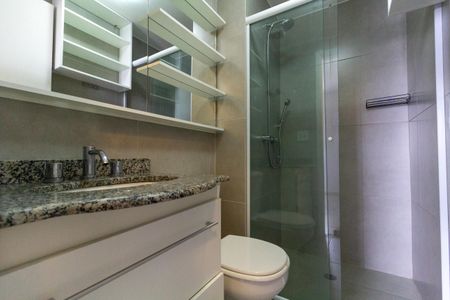 Apartamento à venda com 75m², 3 quartos e 2 vagasBanheiro 1