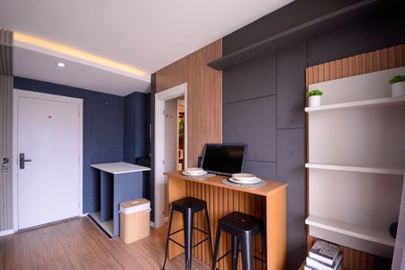 Sala/Cozinha   de apartamento para alugar com 1 quarto, 29m² em Sacoma, São Paulo