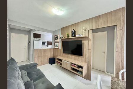 Sala de apartamento para alugar com 2 quartos, 51m² em Vila Carminha, Campinas