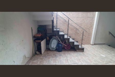 Casa à venda com 200m², 6 quartos e 1 vagaCasa 2 - Quintal