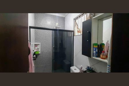 Casa à venda com 200m², 6 quartos e 1 vagaCasa 2 - Banheiro da Suíte