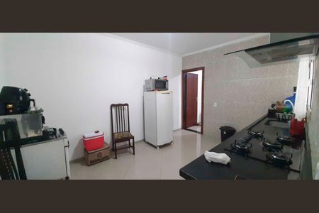 Casa à venda com 200m², 6 quartos e 1 vagaCasa 2 - Cozinha