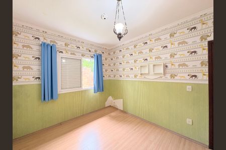 Casa de condomínio à venda com 300m², 4 quartos e 5 vagasQuarto 1