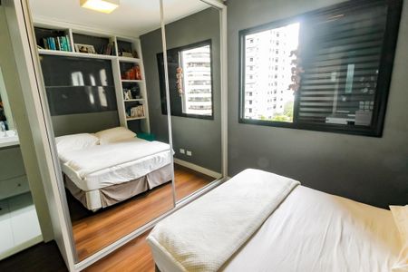 Apartamento à venda com 162m², 4 quartos e 3 vagasSuíte 2 - armários