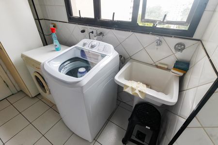 Apartamento à venda com 162m², 4 quartos e 3 vagasDetalhe da area de serviço