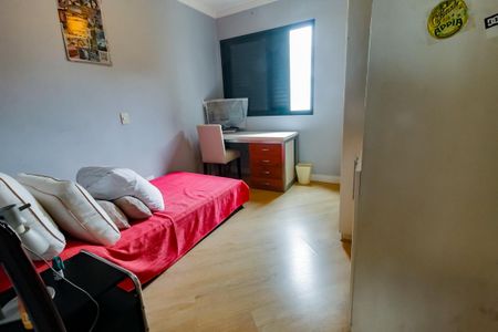 Apartamento à venda com 162m², 4 quartos e 3 vagasQuarto 2
