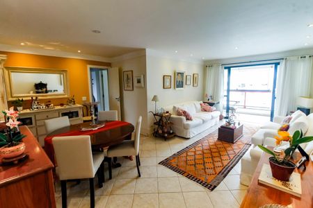 Sala 1 de apartamento à venda com 4 quartos, 162m² em Vila Suzana, São Paulo