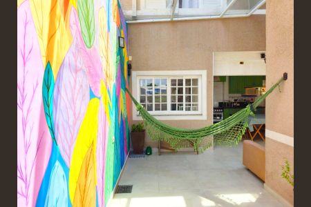 Casa à venda com 240m², 4 quartos e 4 vagasVaranda gourmet