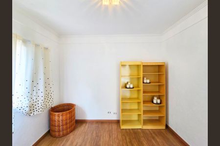 Casa à venda com 240m², 4 quartos e 4 vagasSuíte 02