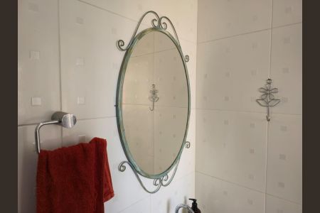 Casa à venda com 240m², 4 quartos e 4 vagasBanheiro de serviço