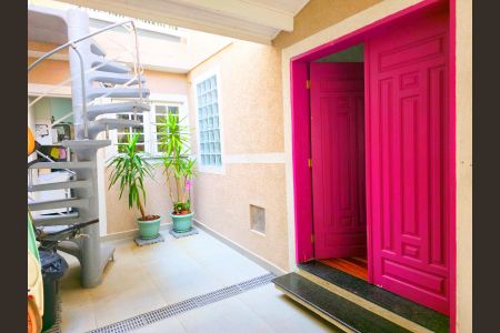 Casa à venda com 240m², 4 quartos e 4 vagasGaragem 