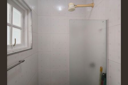 Casa à venda com 240m², 4 quartos e 4 vagasBanheiro de serviço